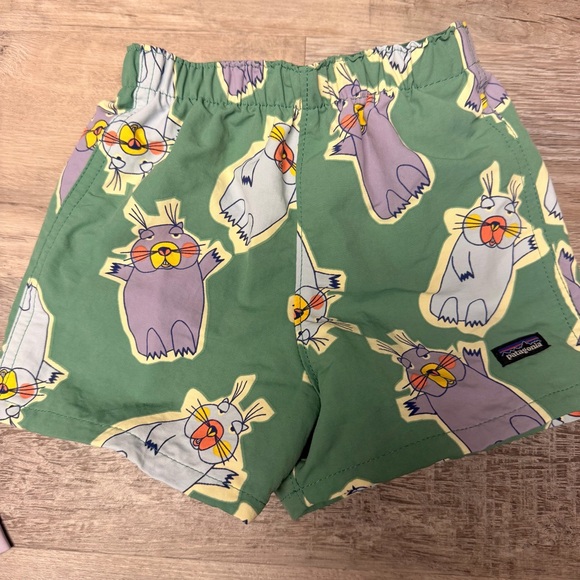 Infant Patagonia matching set - Picture 3 of 3